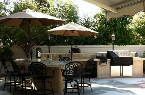 Outdoor Kitchens